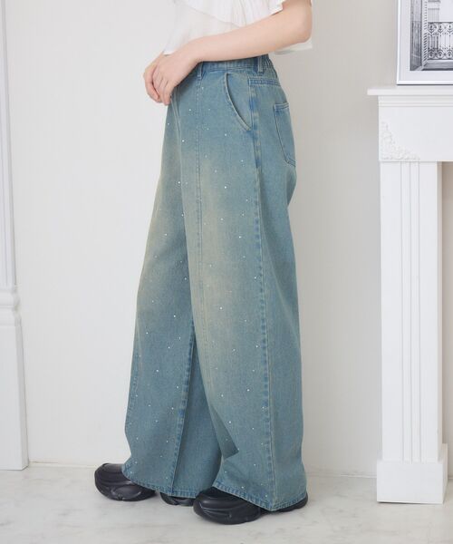 ems excite(エムズエキサイト)の「ビジューデニムPT(デニムパンツ・レディース・ケミカルウォッシュ/ダークブルー/ブラック・FREE)」の6枚目の写真