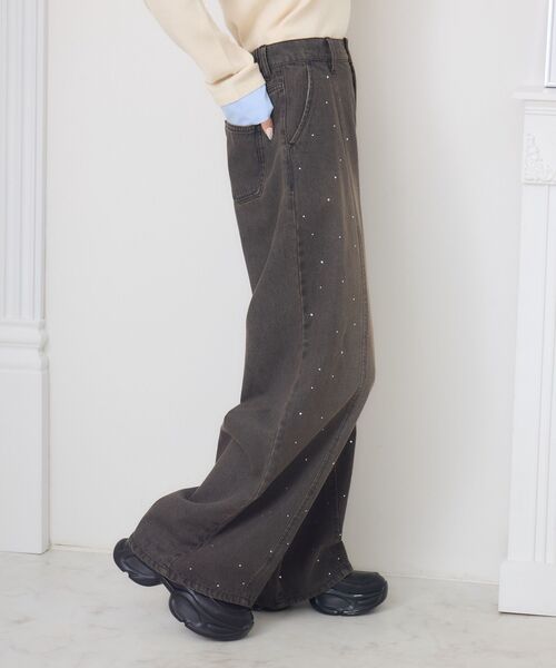 ems excite(エムズエキサイト)の「ビジューデニムPT(デニムパンツ・レディース・ケミカルウォッシュ/ダークブルー/ブラック・FREE)」の12枚目の写真