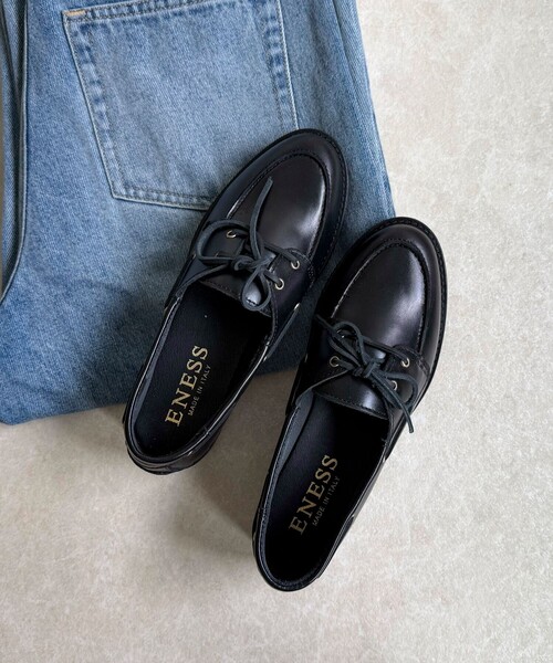 eness（エネス）の「【ENESS/ エネス】レザースリムデッキシューズ（その他シューズ・レディース・ダークブラウン/ブラック・37/38）」の3枚目の写真