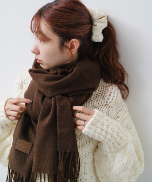Kastane（カスタネ）の「【4色展開】ツイルマフラー（マフラー・レディース・ブラウン/ネイビー/ブルー/アイボリー・FREE）」の16枚目の写真