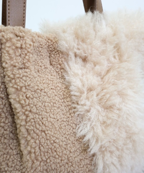 T・S・L（ティーエスエル）の「ファー切り替えトートバッグ（トートバッグ・レディース・モカ/グレー/アイボリー・FREE）」の19枚目の写真