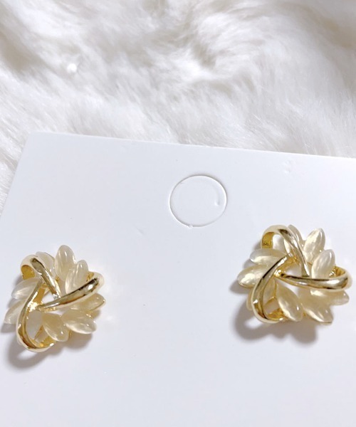 shoppinggo（ショッピングゴー）の「スタッドピアス 大ぶり モチーフピアス 可愛い イヤリング 人気アクセサリー（ピアス（両耳用）・レディース・ゴールド・FREE）」の6枚目の写真