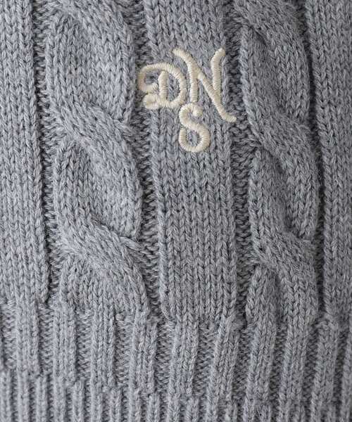 Dessin（デッサン）の「【ユニセックス・洗える】クルーネックケーブルニット（ニット/セーター・レディース・ネイビー/ピンク系/グレー・04/03/01/02）」の7枚目の写真