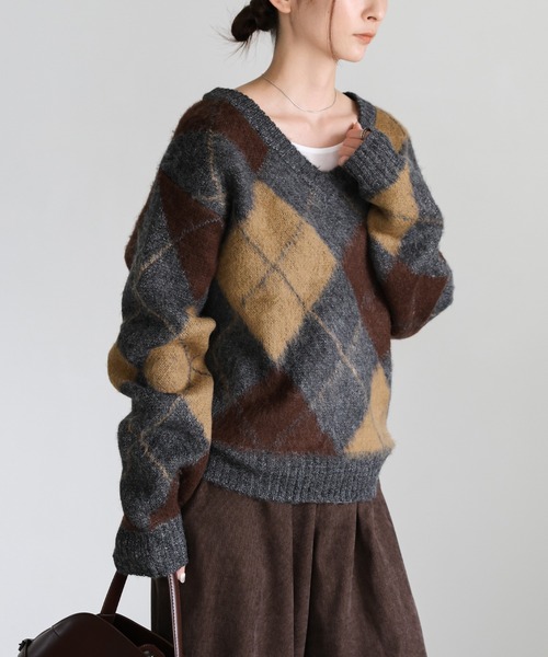 select MOCA(セレクトモカ)の「モヘアアーガイルVネックニット(ニット/セーター・レディース・グレー/チャコールグレー・FREE)」の6枚目の写真