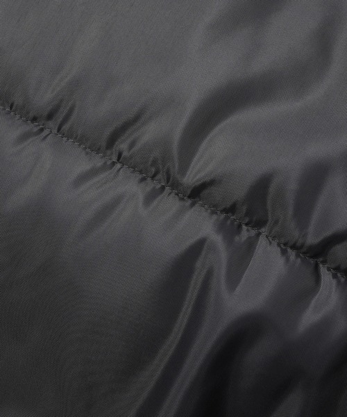 NEW BALANCE(ニューバランス)の「パデッドフーデッドロングジャケット(ダウンジャケット/コート・レディース・ライトベージュ/ダークグレー・SMALL/MEDIUM/LARGE/X-LARGE)」の13枚目の写真