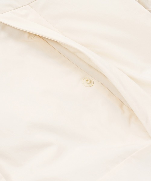 NEW BALANCE(ニューバランス)の「パデッドフーデッドロングジャケット(ダウンジャケット/コート・レディース・ライトベージュ/ダークグレー・SMALL/MEDIUM/LARGE/X-LARGE)」の21枚目の写真