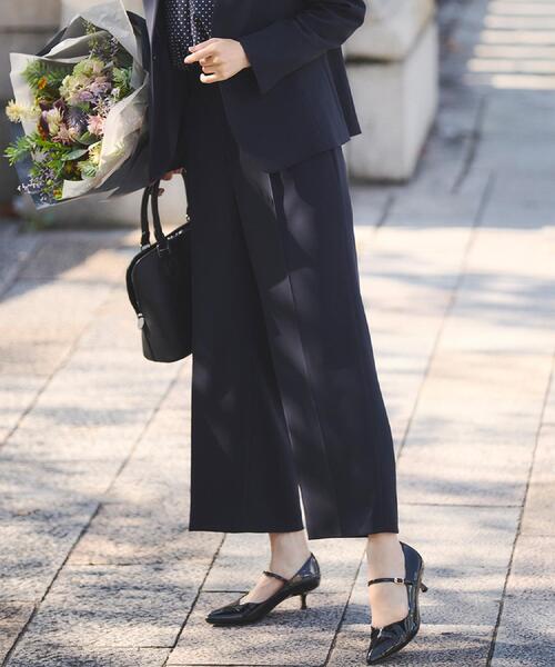 Reflect(リフレクト)の「【お仕事に◎/セットアップ可】タック入りワイドパンツ(その他パンツ・レディース・ネイビー/ライトグレー/ブラック・09/11/07/13/05/15 /17)」の3枚目の写真