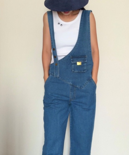 Belle Cie（ベルシー）の「大人ゆるシルエットアシメショルダーオーバーオール レディース アシンメトリー デニムサロペット（デニムパンツ・レディース・ブルー・S/M/L/XL）」の11枚目の写真