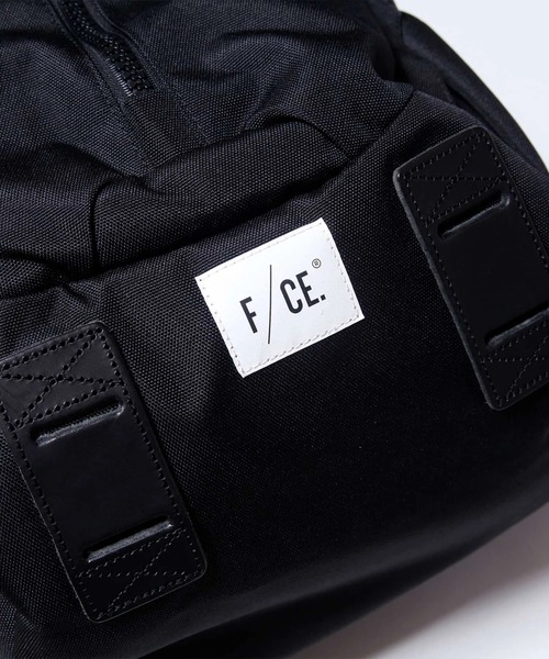 F/CE. (エフシーイー)の「F/CE./エフシーイー 950 TRAVEL BP 33L(バックパック/リュック・メンズ・ブラック・FREE)」の3枚目の写真
