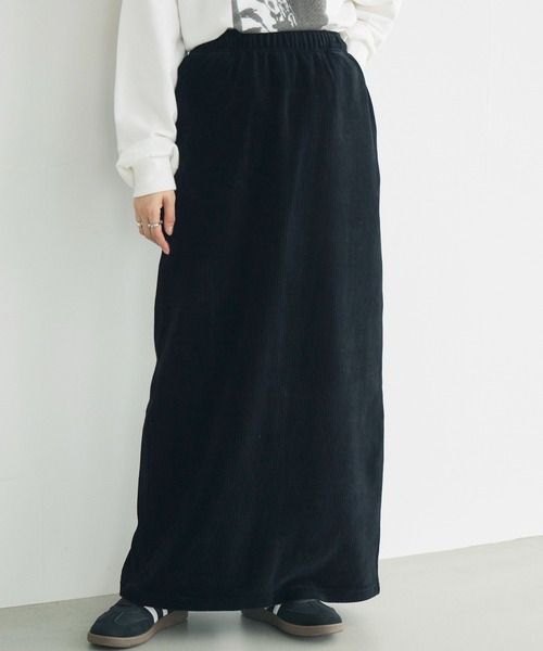 RETRO GIRL(レトロガール)の「【WEB限定】カットコールロングスカート(コーデュロイ)(スカート・レディース・ライトグレー/レッド/アイボリー/ブラック/ダークブラウン/ライトブラウン・FREE)」の3枚目の写真