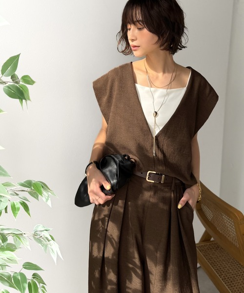 Classical Evon（クラシカルエヴォン）の「【Classical Evon】シンプルな品をまとう。リネンタッチベスト（Vネック）（ベスト・レディース・ブラウン/チャコール/ブラック・MEDIUM/SMALL/X-LARGE/LARGE）」の14枚目の写真