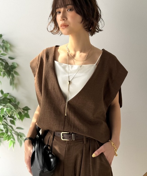 Classical Evon（クラシカルエヴォン）の「【Classical Evon】シンプルな品をまとう。リネンタッチベスト（Vネック）（ベスト・レディース・ブラウン/チャコール/ブラック・MEDIUM/SMALL/X-LARGE/LARGE）」の16枚目の写真