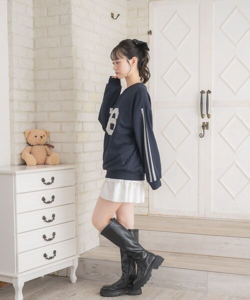 ems excite(エムズエキサイト)の「ワンショルトレーナー(スウェット・レディース・ダークブルー/ダークグレー/ナチュラル・FREE)」の9枚目の写真