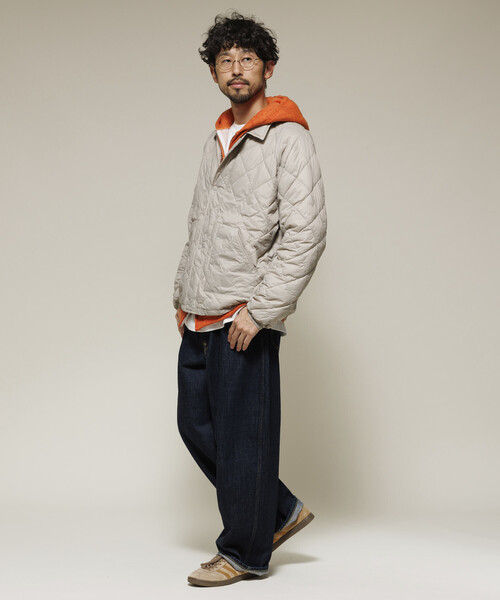 FREAK'S STORE（フリークスストア）の「HEAT SYSTEM HYBRID DOWN リラックスフィット ライト ダウンジャケット/ヒートシステム ハイブリッド ダウン（ダウンジャケット/コート・メンズ・ブラック/オリーブ/ベージュ・MEDIUM/LARGE）」の8枚目の写真