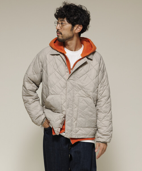 FREAK'S STORE（フリークスストア）の「HEAT SYSTEM HYBRID DOWN リラックスフィット ライト ダウンジャケット/ヒートシステム ハイブリッド ダウン（ダウンジャケット/コート・メンズ・ブラック/オリーブ/ベージュ・MEDIUM/LARGE）」の11枚目の写真