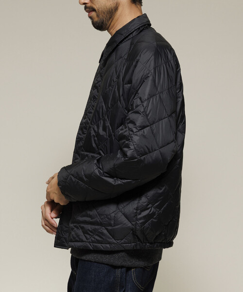 FREAK'S STORE（フリークスストア）の「HEAT SYSTEM HYBRID DOWN リラックスフィット ライト ダウンジャケット/ヒートシステム ハイブリッド ダウン（ダウンジャケット/コート・メンズ・ブラック/オリーブ/ベージュ・MEDIUM/LARGE）」の20枚目の写真