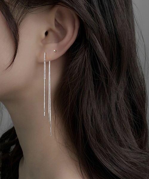 yu-ka(ユーカ)の「Yu-KA:ジルコニアスリーライン ロングチェーンピアス zirconia line long chain pierce(ピアス(両耳用)・レディース・ゴールド/シルバー・FREE)」の2枚目の写真