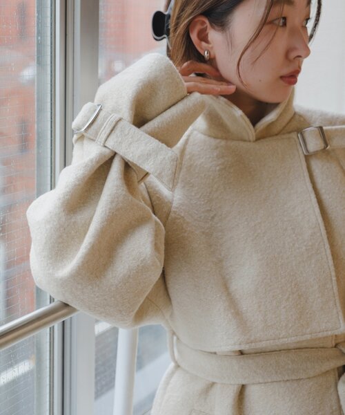 Kastane（カスタネ）の「【一部店舗限定】ハイネックフレアコート（その他アウター・レディース・グレー/アイボリー/ブラック・FREE）」の5枚目の写真