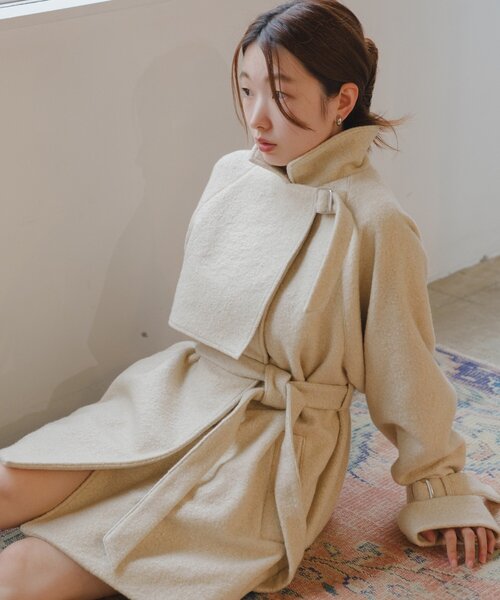 Kastane（カスタネ）の「【一部店舗限定】ハイネックフレアコート（その他アウター・レディース・グレー/アイボリー/ブラック・FREE）」の8枚目の写真