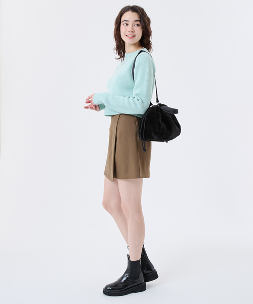 LeSportsac(レスポートサック)の「FUR DRAWSTRING TOTE ブラックフラッフィーファー(トートバッグ・レディース・ブラック・FREE)」の2枚目の写真