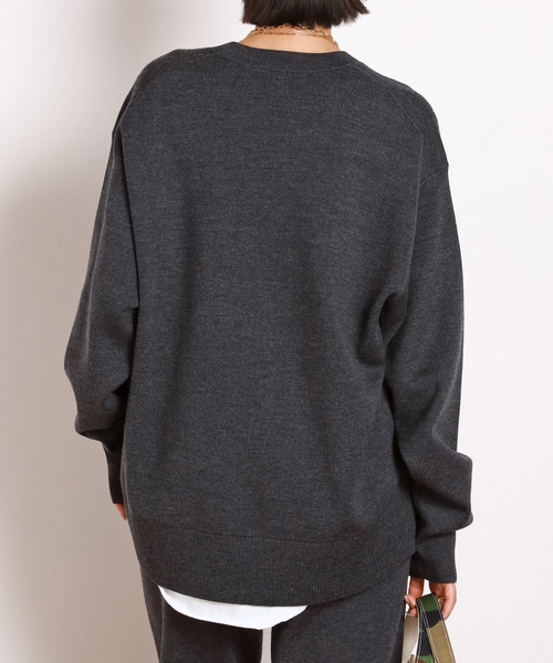 AP STUDIO（エーピーストゥディオ）の「Oversized C/N Knit（ニット/セーター・レディース・ブラック/グレー・FREE）」の4枚目の写真