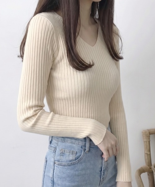 cammie(キャミー)の「Vネックリブニットトップス(ニット/セーター・レディース・ピンク/ベージュ/グレー/アイボリー/ブラック・F)」の14枚目の写真