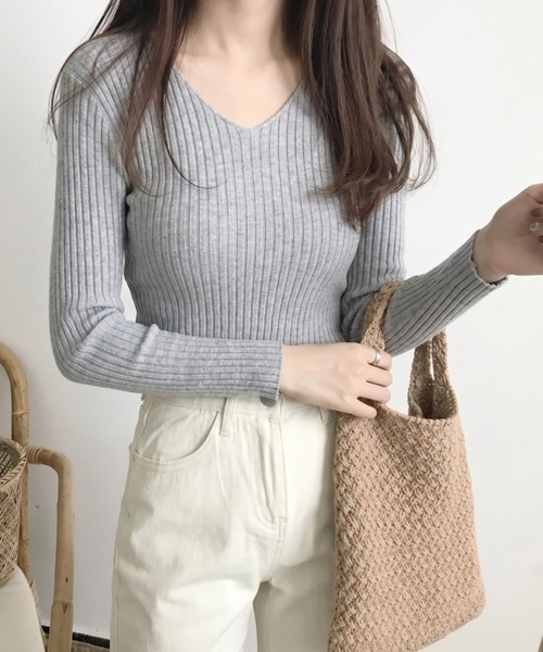 cammie(キャミー)の「Vネックリブニットトップス(ニット/セーター・レディース・ピンク/ベージュ/グレー/アイボリー/ブラック・F)」の21枚目の写真