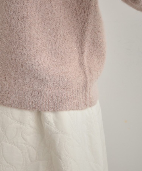 couture brooch（クチュールブローチ）の「【前後2WAY】スパンコールラメフェザー ニット（ニット/セーター・レディース・オフホワイト/チャコールグレー/ベビーピンク・42/38/36）」の12枚目の写真