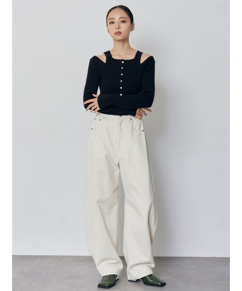 MURUA（ムルーア）の「フロントボタンデザインニット（ニット/セーター・レディース・レッド/ブラック/アイボリー・FREE）」の7枚目の写真