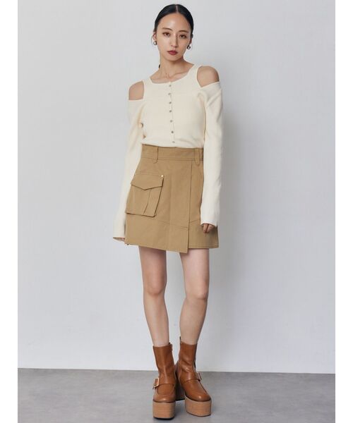 MURUA（ムルーア）の「フロントボタンデザインニット（ニット/セーター・レディース・レッド/ブラック/アイボリー・FREE）」の14枚目の写真