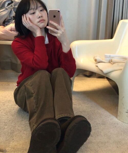 SIYAZU(シヤジュ)の「SIKN2126 メリノウールミニマルカーディガン_Red(カーディガン/ボレロ・レディース・レッド・ONE)」の4枚目の写真
