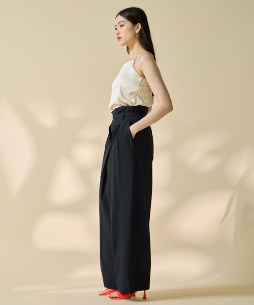 STUDIOUS(ステュディオス)の「【STUDIOUS/ステュディオス】Belted High Waist Trousers/ベルテッドハイウエストトラウザーズ(チノパンツ・レディース・ベージュ/ネイビー・1/2)」の6枚目の写真
