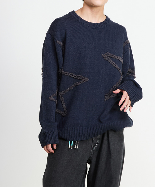 CONVERSE TOKYO(コンバーストウキョウ)の「STAR★ EMBROIDERY KNIT PULLOVER(ニット/セーター・レディース・ネイビー/ブラウン/ブラック・SMALL/MEDIUM)」の3枚目の写真