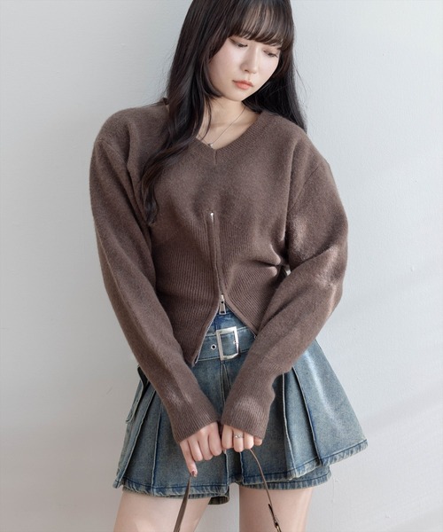 STAY MOTION（ステイモーション）の「【WEB限定】Vネックハーフジップニットトップス［韓国ファッション カジュアル］≪新作≫（ニット/セーター・レディース・オフホワイト/ブラック/ブラウン・F）」の9枚目の写真