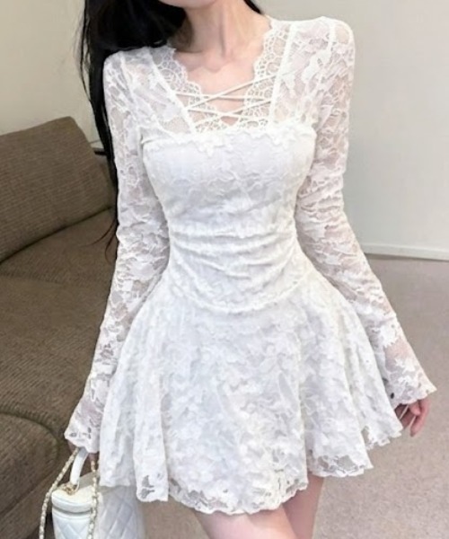 Mejoul(メジュール)の「Vネック総レースフレアミニワンピース(ワンピース・レディース・ホワイト・M/L)」の14枚目の写真