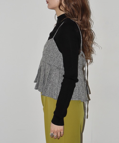 FUNALIVE（ファンアライブ）の「ツイードプリーツキャミビスチェ（キャミソール・レディース・ブラック・FREE）」の5枚目の写真