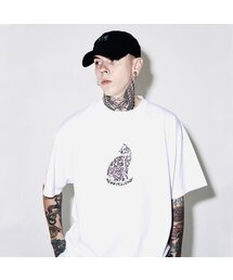 EIGHTVOLUME（エイトボリューム）の「EVレオパードキャット2オーバーサイズ半袖Tシャツ（ホワイト）（Tシャツ/カットソー）」