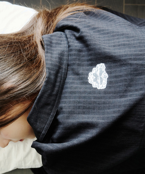 ALKI ALKA(アルキアルカ)の「Loose-Fit Check Shirt (Black)(シャツ/ブラウス・レディース・ブラック・FREE)」の4枚目の写真