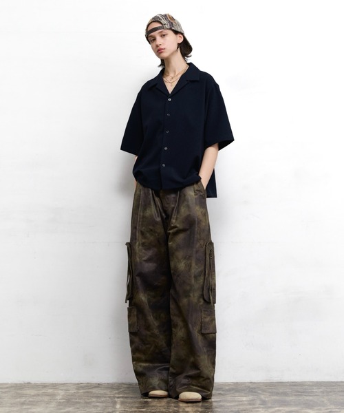 soerte(ソエルテ)の「All-Over Pattern Military Cargo Pants / ワイドミリタリーカーゴパンツ(カーゴパンツ・メンズ・カーキ/ベージュ・3/2/1)」の22枚目の写真