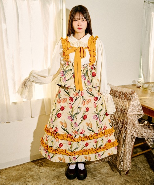 kutir(クティール)の「【クティールとレトロ】ゴブランフリルスカート(スカート・レディース・レッド/アイボリー/ベージュ/ブルー・SMALL/MEDIUM)」の5枚目の写真