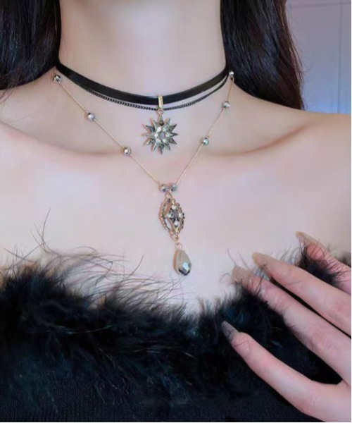 MASHIRO(マシロ)の「【MASHIRO】ブラックアクリルストーン3連チョーカーネックレス(MA/EK492)(チョーカー・レディース・ブラック・FREE)」の9枚目の写真