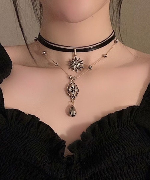 MASHIRO(マシロ)の「【MASHIRO】ブラックアクリルストーン3連チョーカーネックレス(MA/EK492)(チョーカー・レディース・ブラック・FREE)」の10枚目の写真