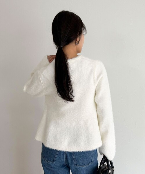 fredy emue（フレディエミュ）の「シャギーペプラムニットプルオーバー（ニット/セーター・レディース・ネイビー/ブラウン/チャコールグレー/オフホワイト・38）」の10枚目の写真