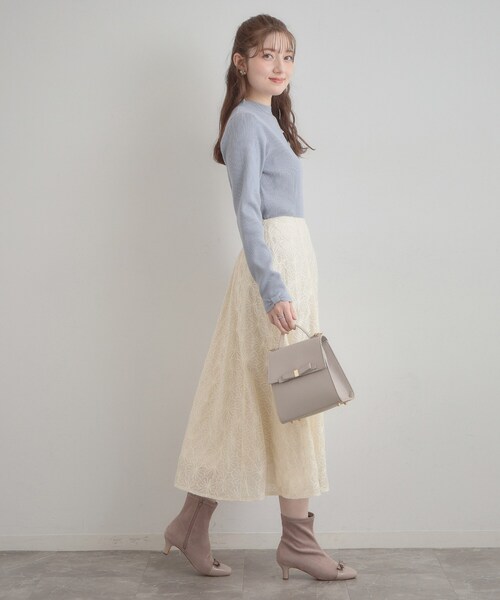 couture brooch(クチュールブローチ)の「【洗える・着映え・通勤】フラワーエンブロスカート(スカート・レディース・アイボリー系3/グレー系3/ピンク系その他・36/38/40/42)」の5枚目の写真