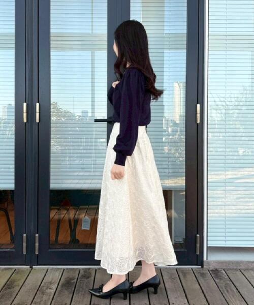 couture brooch(クチュールブローチ)の「【洗える・着映え・通勤】フラワーエンブロスカート(スカート・レディース・アイボリー系3/グレー系3/ピンク系その他・36/38/40/42)」の11枚目の写真