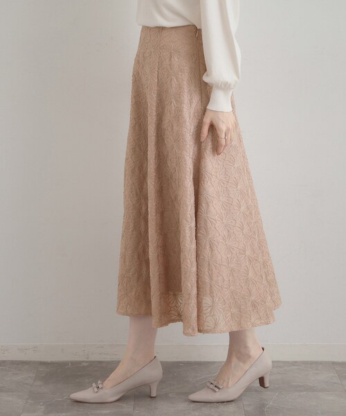 couture brooch(クチュールブローチ)の「【洗える・着映え・通勤】フラワーエンブロスカート(スカート・レディース・アイボリー系3/グレー系3/ピンク系その他・36/38/40/42)」の18枚目の写真