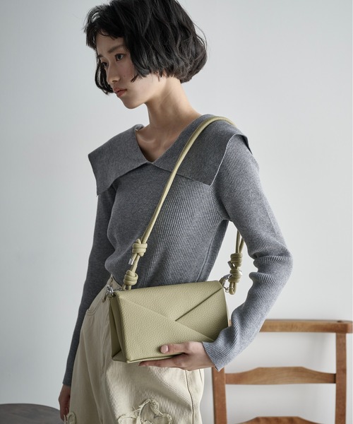 THE YOn（ザヨン）の「ノットストラップフラップショルダーバッグ（ショルダーバッグ・レディース・ブラック/セージグリーン/ピンク・FREE）」の17枚目の写真