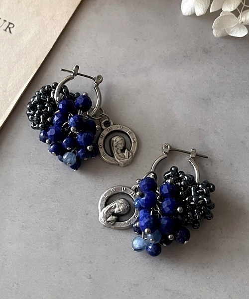 tone(トーン)の「【mallelabrocante/マルラブロカント】天然石とヴィンテージメダイの着せ替えフープピアス/金属アレルギー対応(ピアス(両耳用)・レディース・ブラック/ブルー/ホワイト・FREE)」の3枚目の写真