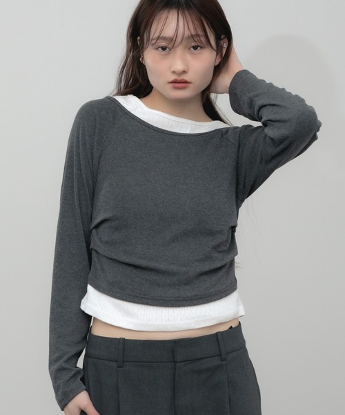 HEILIS(ヘイリス)の「レイヤード風ボートネックカットソー/ グレー ブラック カットソー トップス レイヤード ドッキング 春服 秋服 冬服 長袖 トップス 韓国 ガーリー 無地 カジュアル シンプル ノームコア(Tシャツ/カットソー・レディース・グレー/ブラック・FREE)」の1枚目の写真