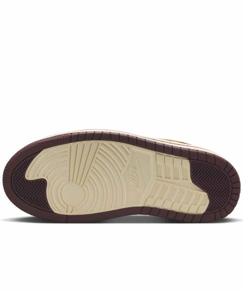 JORDAN BRAND(ジョーダンブランド)の「エア ジョーダン 1 トリプル スタック ウィメンズシューズ / Air Jordan 1 Triple Stack Women's Shoes HV8288-600 Team Red(スニーカー・レディース・レッド・22.5/24.5/24/25/26/22/23.5/23/25.5)」の17枚目の写真